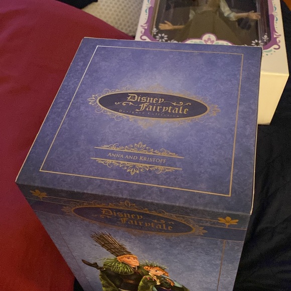 Disney limited edition Anna and Kristoff designer dolls - Picture 8 of 8